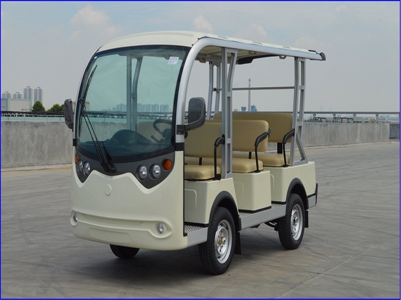 8座電動(dòng)觀光車